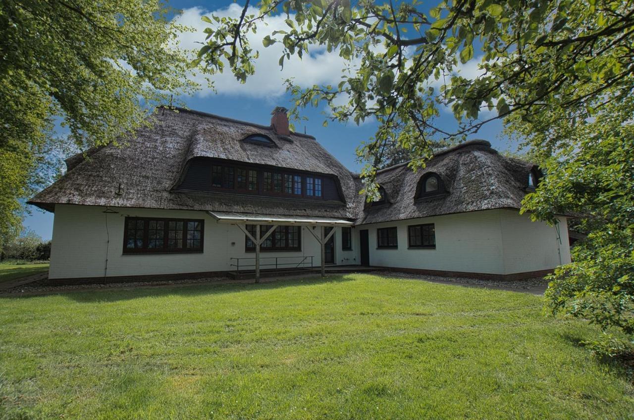 "Reetland" - Haus Hartwig Apartment Tating Bagian luar foto