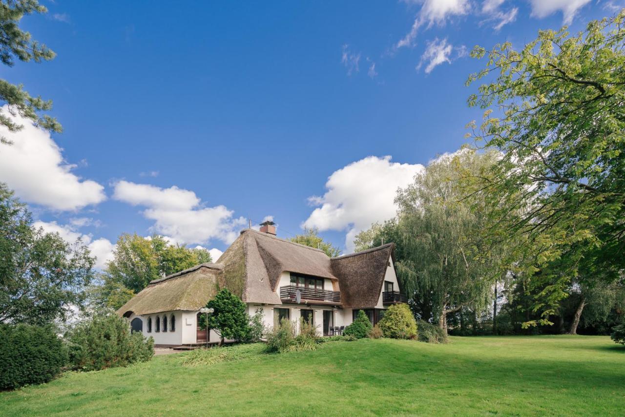 "Reetland" - Haus Hartwig Apartment Tating Bagian luar foto