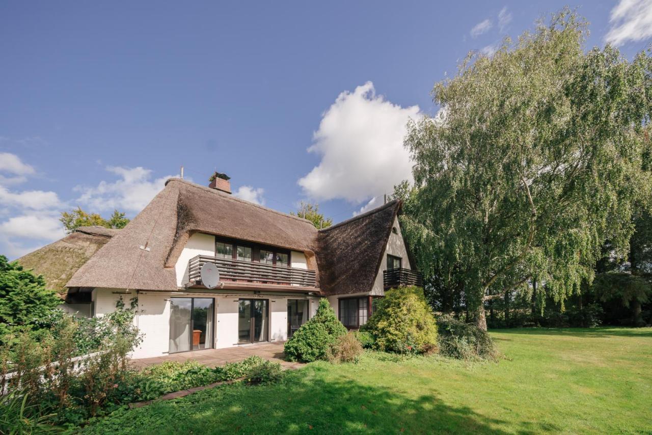 "Reetland" - Haus Hartwig Apartment Tating Bagian luar foto